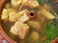 -小厨子私房菜·云南美食店