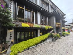 -桥边小楼·手工云南菜·古城观景小楼