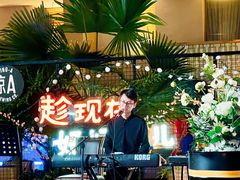 -朗丽兹自助餐厅