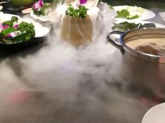 -唯爱KTV聚会餐厅(仙林东城汇店)