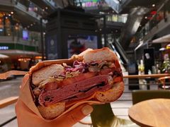 纽大速递贝果-Catch Bagel(芳草地店)