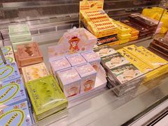 -好利来(上海虹桥新天地Lab主题店)