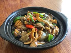 -胡子饮食店