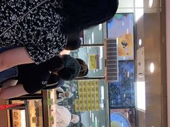 -鲍师傅糕点(百盛西南商都店)