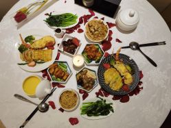 点击看大图 -和伊母婴护理中心·全套房(金山店)