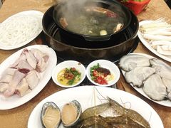 -濠轩阁特色生蚝火锅(水湾路店)