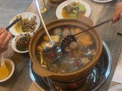 -东记炭炉·海鲜鸡煲(龙华店)