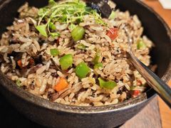 黑松露炒饭-庆春朴门(前滩太古里店)