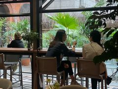 -潮一不贰·法式甜品·生日蛋糕·西式简餐(外滩店)