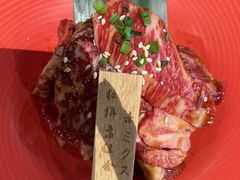 -山川小町·极番烧肉(新地假日广场店)