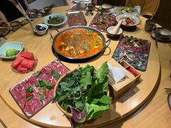 -野山舂·贵州现舂酸汤火锅(鸿通城店)