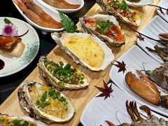 -雍容荟帝王蟹活龙虾展台自助(IFS黑金店)
