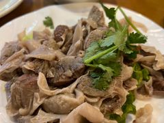-鹤乡东北菜(崮山路店)