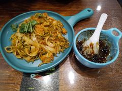 -何必是家面馆 HB noodles&coffee
