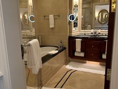 -广州富力丽思卡尔顿酒店