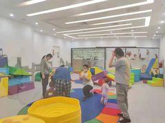 -美国谷斯妈妈早教中心 (陆家嘴店)