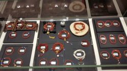 -北京七彩云南翡翠珠宝旗舰店(月坛店)