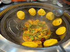 -袁小二大东北铁锅炖(吉祥村总部)