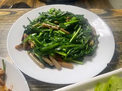 -人和啤酒屋海鲜大排档(营口路店)