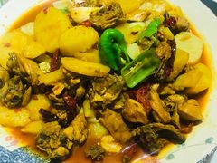 新疆大盘鸡-新粤新疆菜清真餐厅(拱北店)