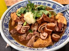 卤煮火烧-门框胡同百年卤煮(新街口店)