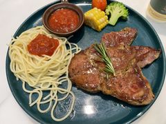 -丽莎沙拉轻食餐厅(国贸店)