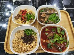 四小碗（燃面，姜鸭面，牛肉面，带丝汤）-宜宾燃面非遗传承店