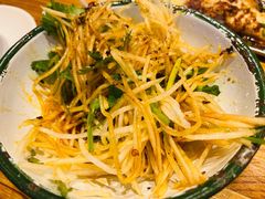 酸辣萝卜丝-兔槽江湖菜·重庆璧山兔(水围店)
