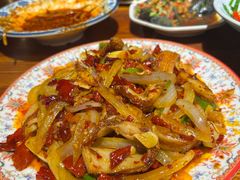 -柴窝堡22号辣子鸡·传承新疆菜