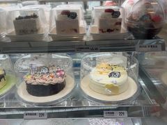-DQ·蛋糕·冰淇淋(浦江欢乐颂店)