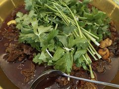 -周老三跷脚牛肉·全牛火锅(非遗传承店)