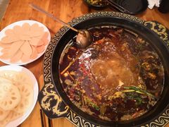 -三道苗苗鱼·美蛙黄辣丁(八里店)