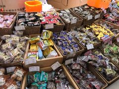 零售区-来伊份(龙之梦长宁店)