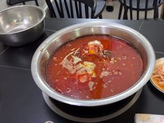 -周良天山牛杂城(天山路总店)