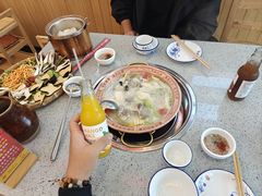 -阿婆情腊排骨火锅(金虹路店)