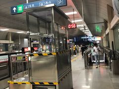 -梨园(地铁站)