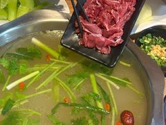 -乡土黄·鲜牛肉火锅·小龙虾(兴业街店)