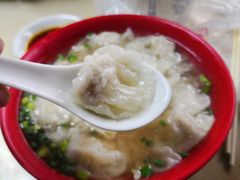 -张阿三馄饨店