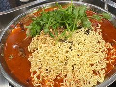 -百年川椒重庆老火锅(光谷店)