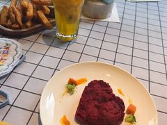 -百好乐宠物友好餐厅(朝外大街店)