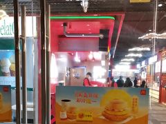 -麦当劳(中山公园龙之梦店)