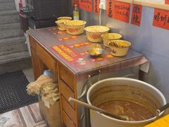 -柳州肥姨妈大骨螺蛳粉(老闵行店)