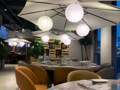 大堂-日进一片海.生腌海鲜火锅.宵夜烧烤(三里屯总店)