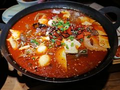 -九锅一堂酸菜鱼(新南凯德直营店)