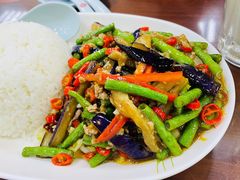 茄子豆角肉末饭-日月永和中国餐饮名店(东湖店)