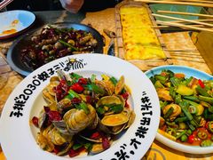 -喝丢一只鞋海鲜烧烤·海肠捞饭(东关街店)