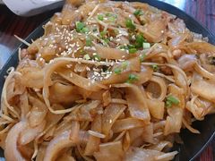 -大富蚝乌东哥饭店·石锅鱼杂·柠檬鸭(革新路店)
