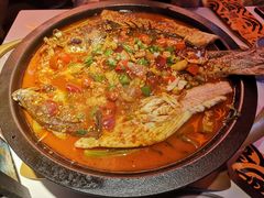 -鸣记脆皮烤鱼·海鲜烤鱼(三八广场店)