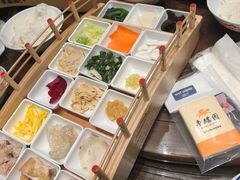 -香麒园·过桥米线·南湖雅宴
