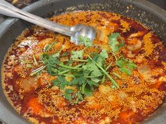 -灶知轩湘西石锅鱼(万佳广场店)
